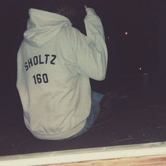 Meet your Posher, Brina - Picture 1 of 1